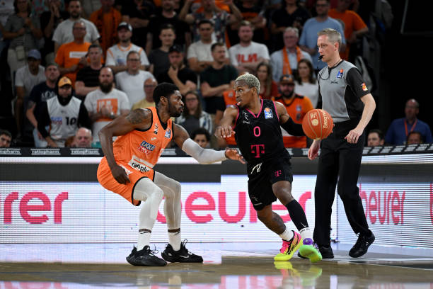 上的激烈竞 上的激烈竞